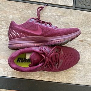 Purple Nike zoom all out womens 7.5 running shoe